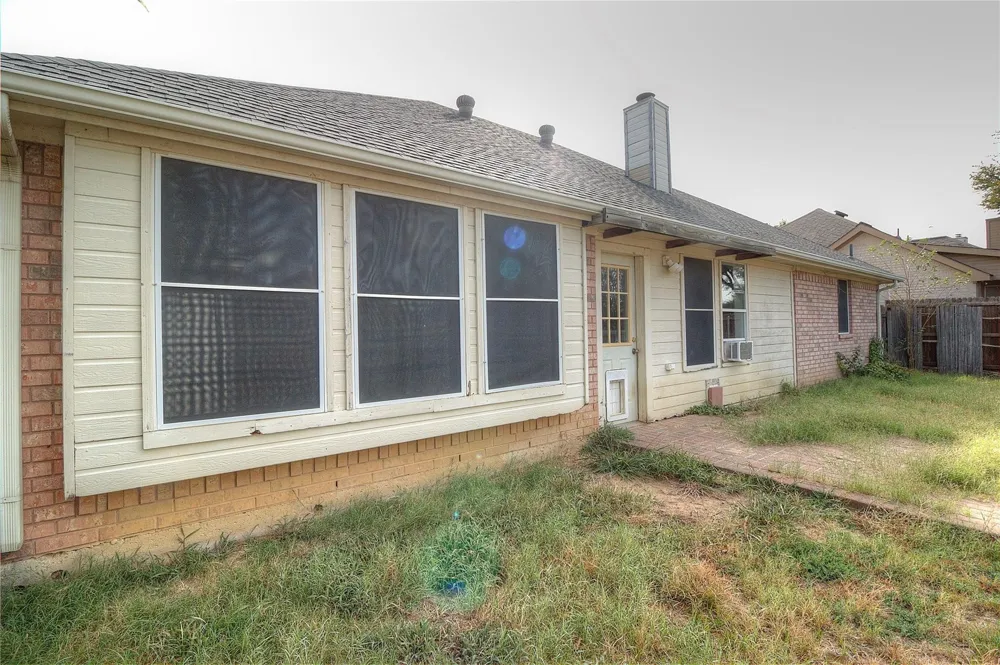 7409 Glen Drive Watauga, TX 76148