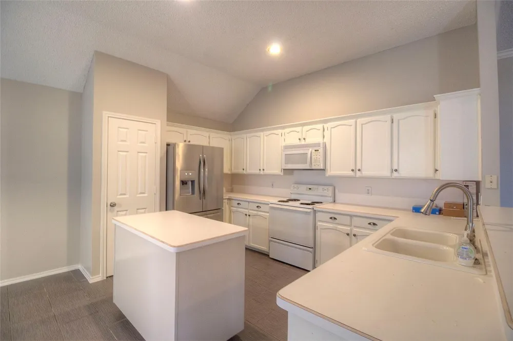 7409 Glen Drive Watauga, TX 76148