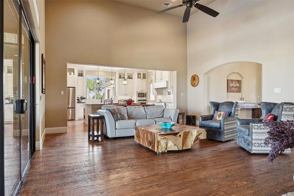 5550 Donald Road Krum, TX 76249