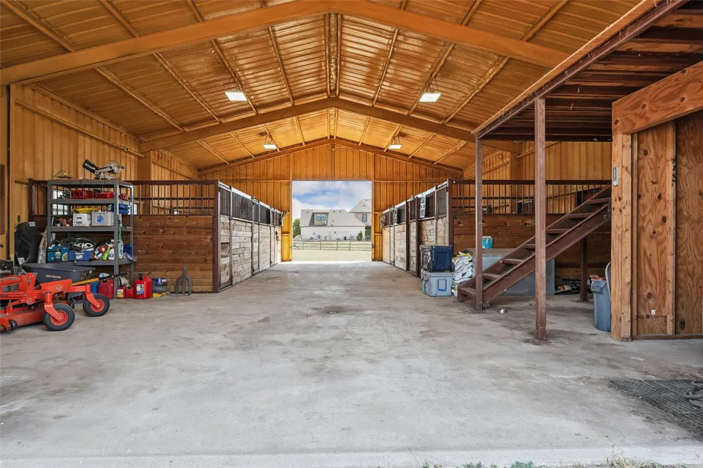 5550 Donald Road Krum, TX 76249