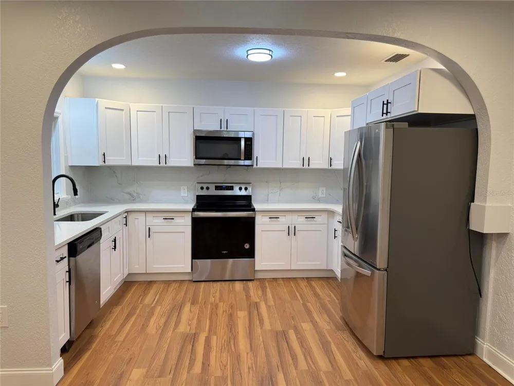 1200 SUNSHINE AVENUE Leesburg, FL 34748