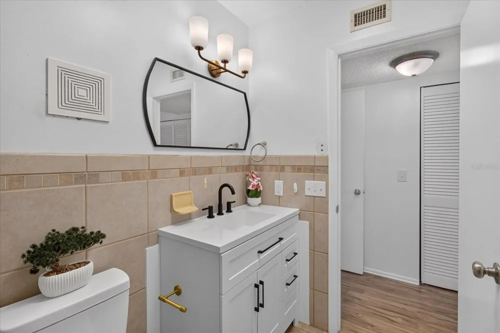 2295 AMERICUS BOULEVARD E #59 Clearwater, FL 33763