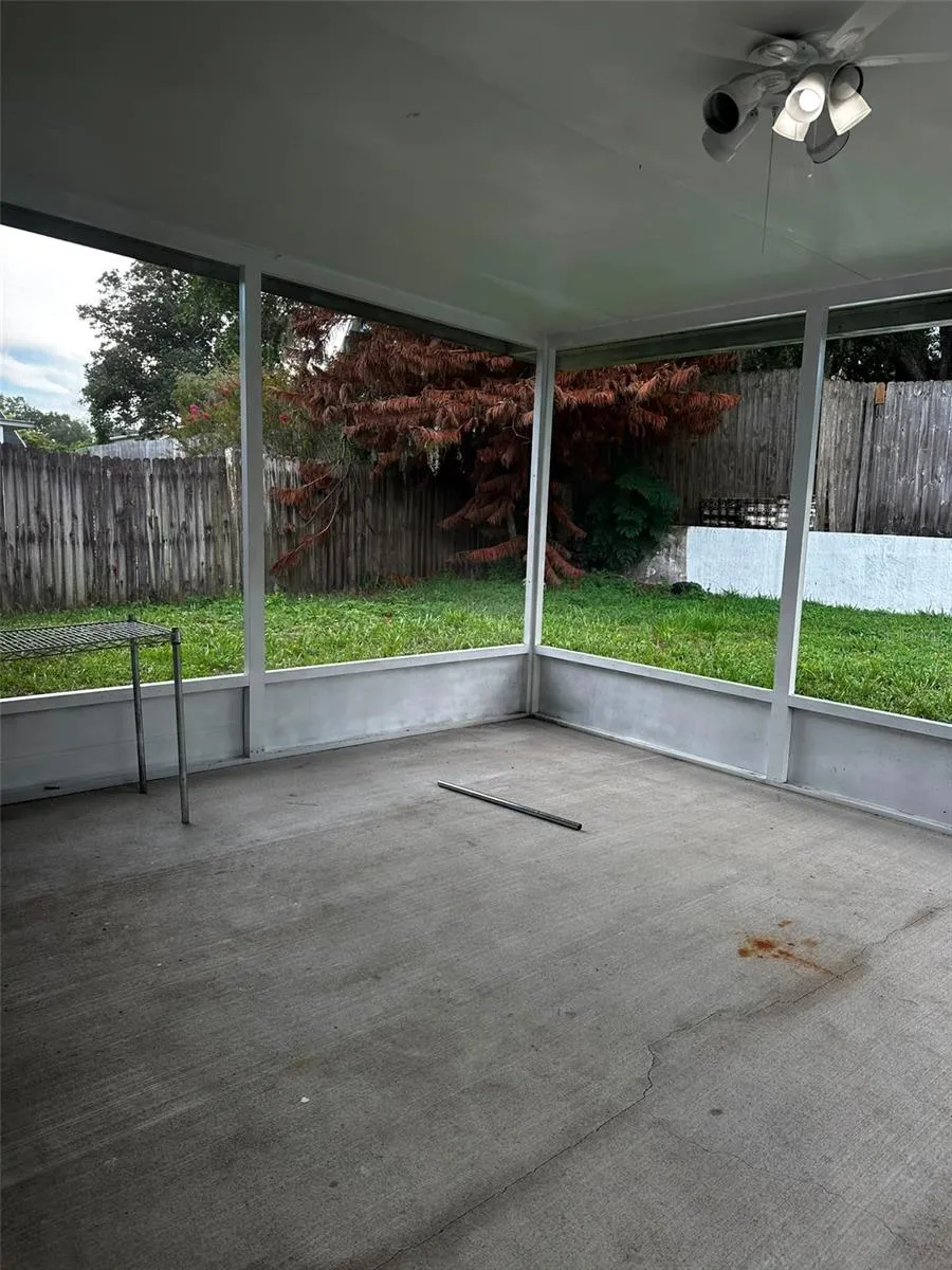 1060 DEES DRIVE Oviedo, FL 32765