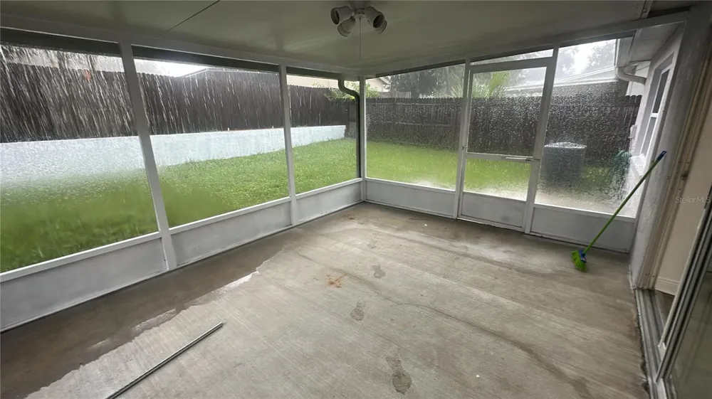 1060 DEES DRIVE Oviedo, FL 32765