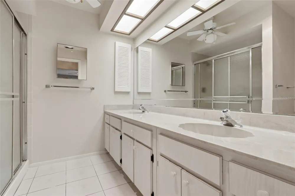 2211 LARK CIRCLE W #D Palm Harbor, FL 34684