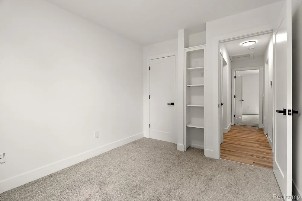 2022 Robinson Road Lansing City, MI 48910