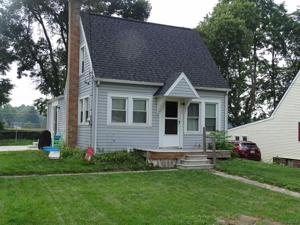 110 Berry Street Summit Township, MI 49203
