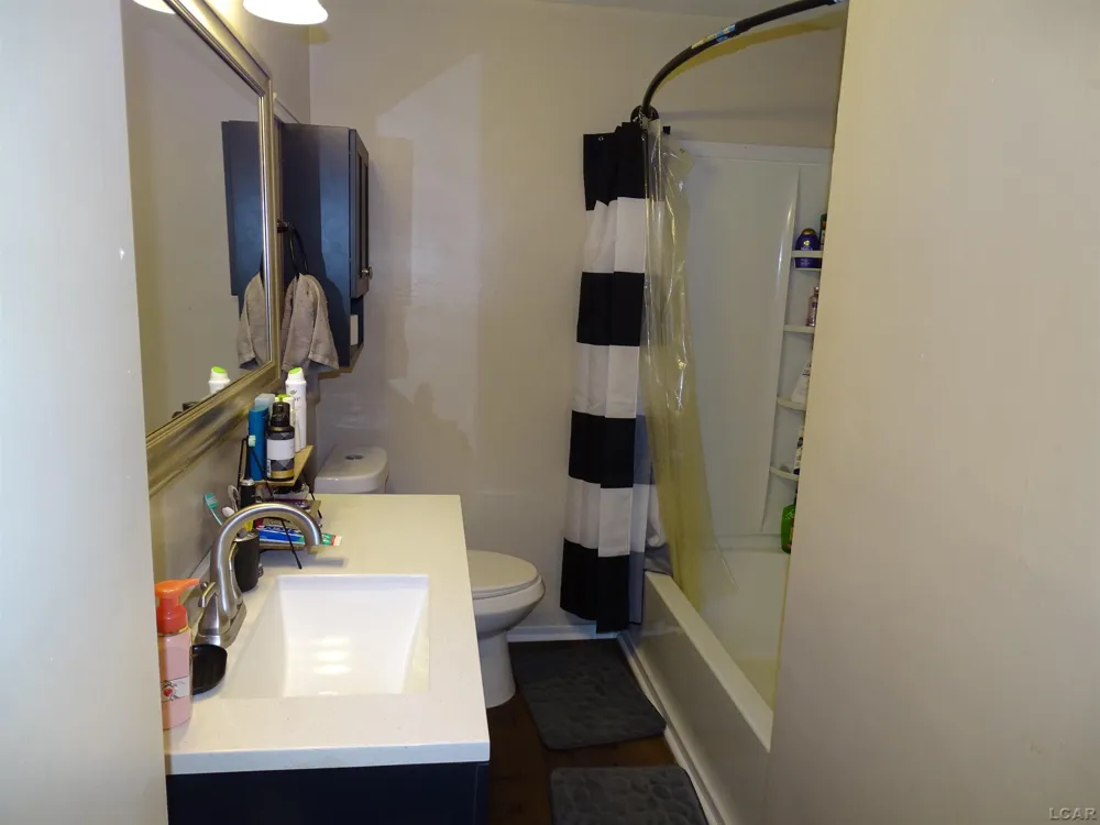 110 Berry Street Summit Township, MI 49203