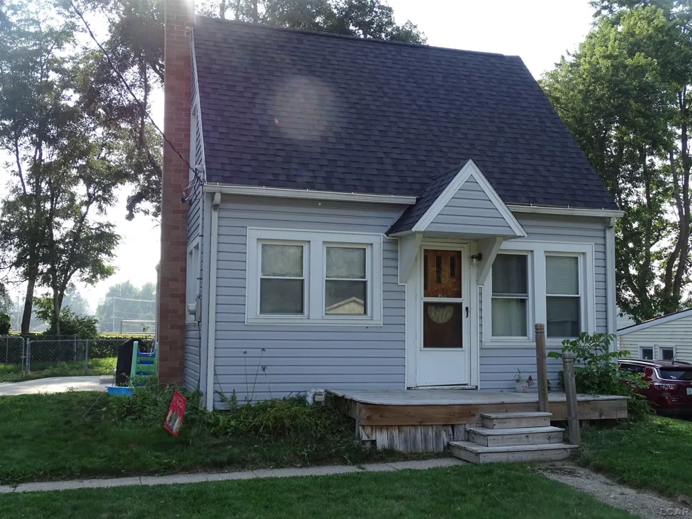 110 Berry Street Summit Township, MI 49203