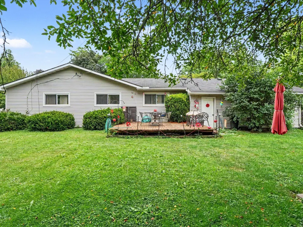 43 Butternut Court Chelsea City, MI 48118