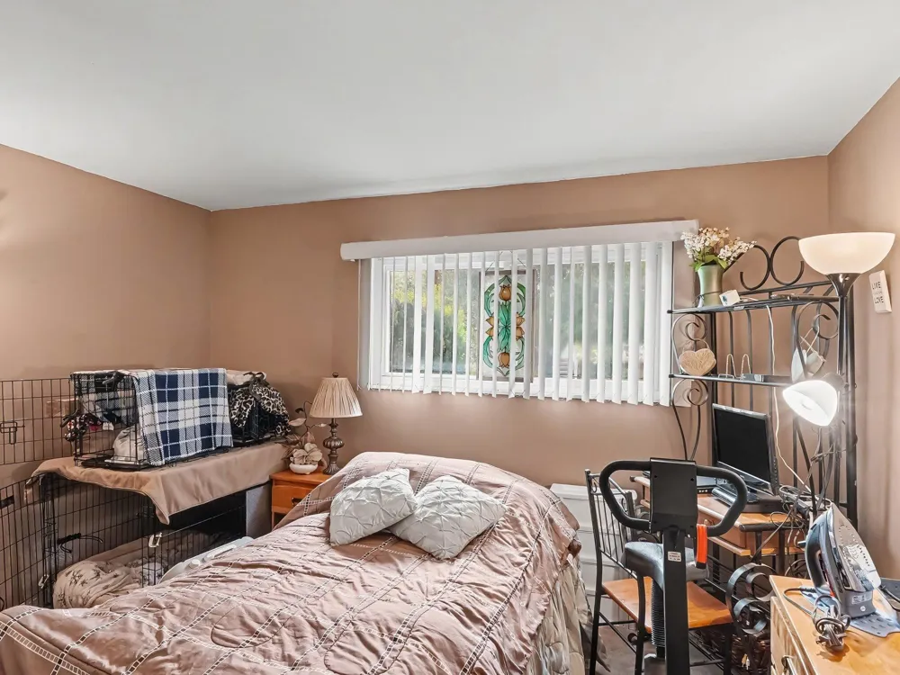 43 Butternut Court Chelsea City, MI 48118