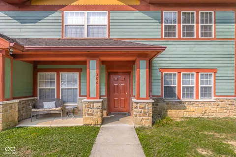 2375 Fairway Drive ## 306