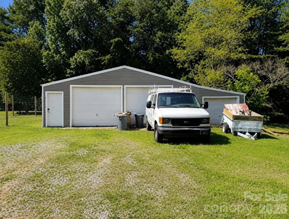 21909 Shearer Road Davidson, NC 28036