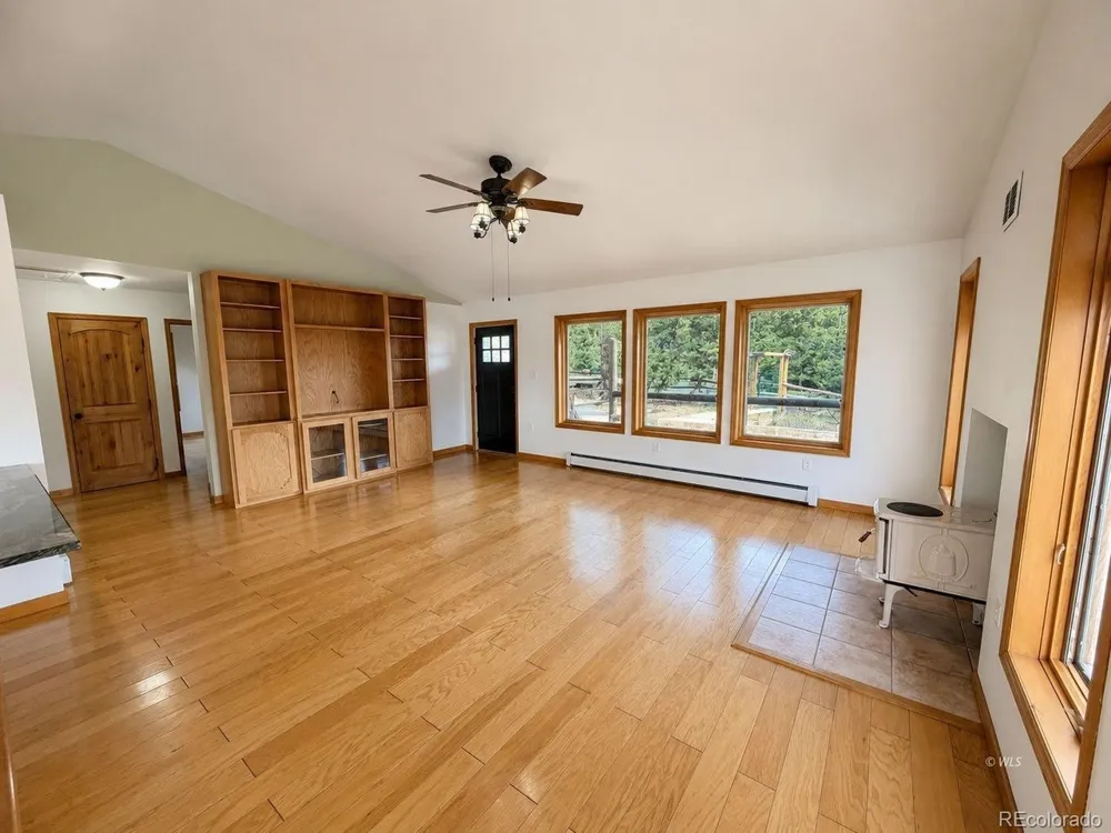4701 County Road 323 Westcliffe, CO 81252