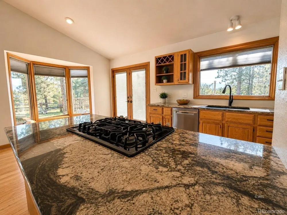 4701 County Road 323 Westcliffe, CO 81252