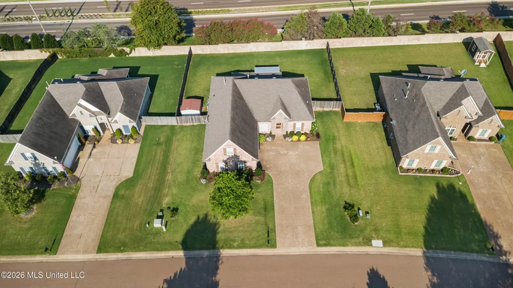 4389 W Vineyard Drive Southaven, MS 38672