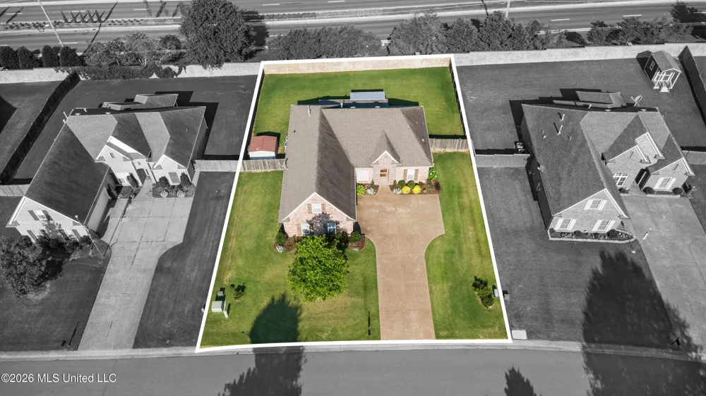 4389 W Vineyard Drive Southaven, MS 38672