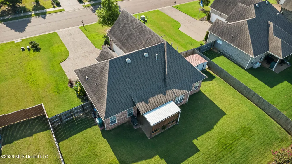 4389 W Vineyard Drive Southaven, MS 38672