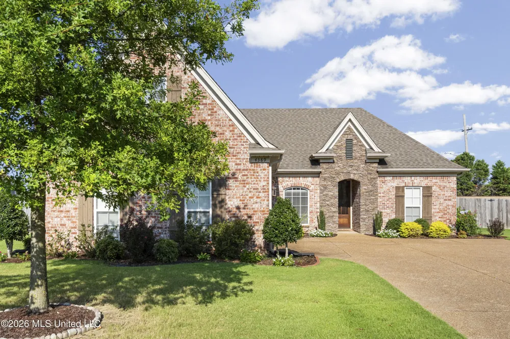 4389 W Vineyard Drive Southaven, MS 38672
