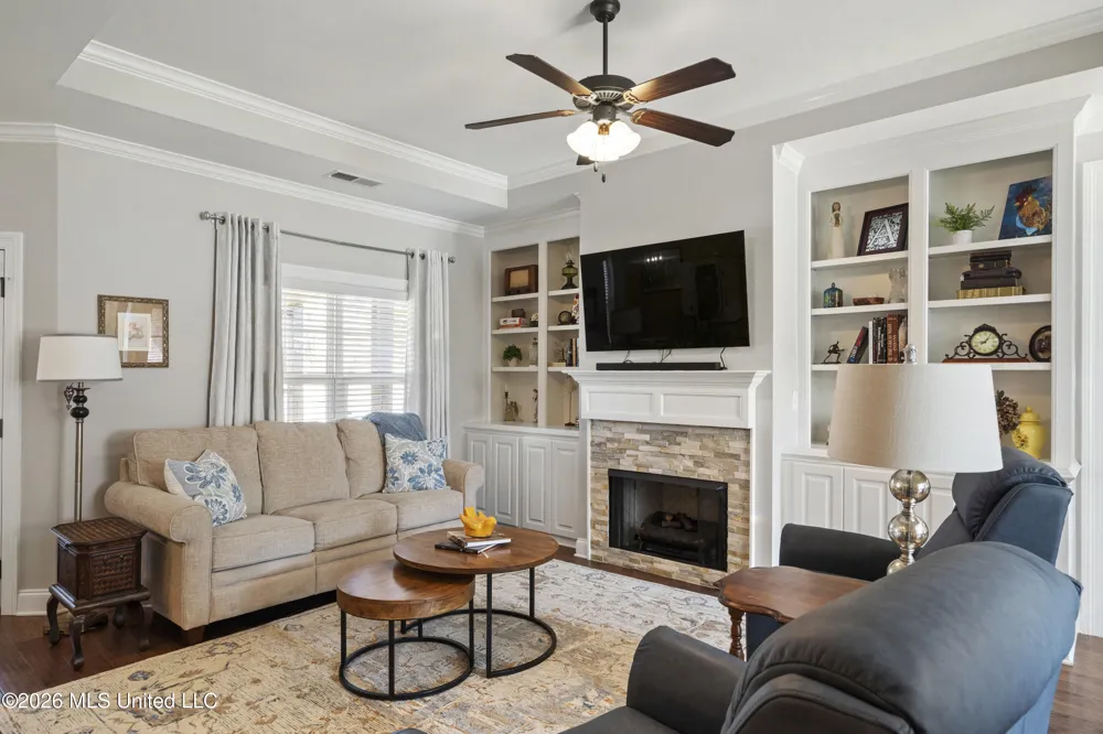 4389 W Vineyard Drive Southaven, MS 38672