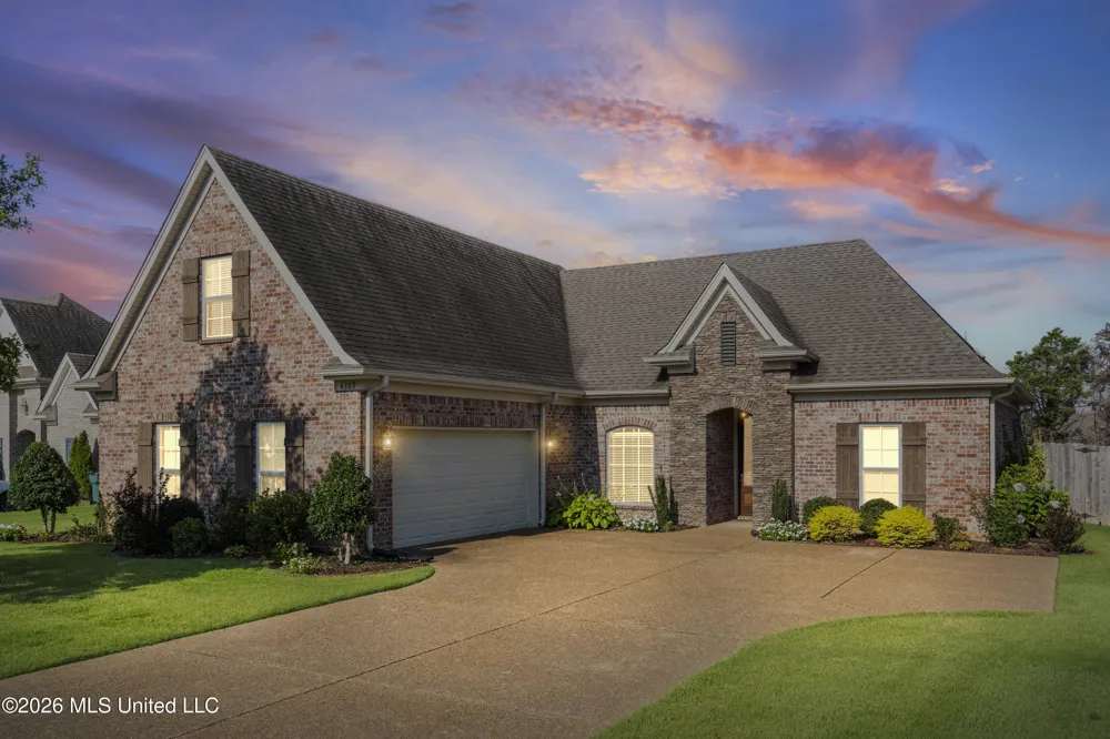 4389 W Vineyard Drive Southaven, MS 38672