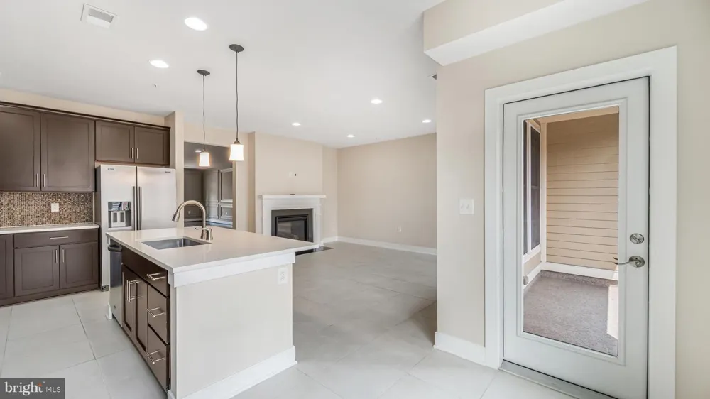 1911 MAIN LINE BOULEVARD #102 Alexandria, VA 22301