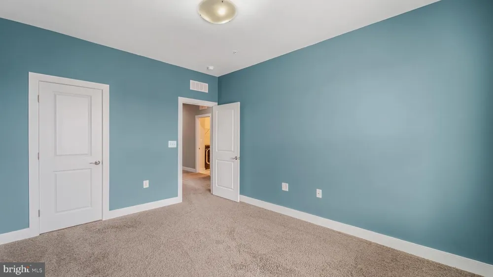 1911 MAIN LINE BOULEVARD #102 Alexandria, VA 22301