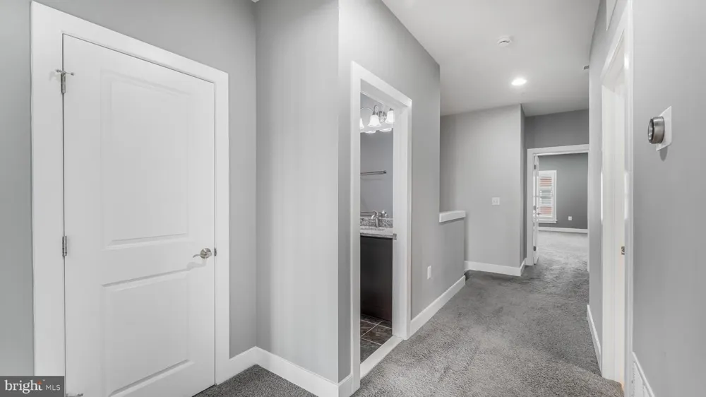 1911 MAIN LINE BOULEVARD #102 Alexandria, VA 22301
