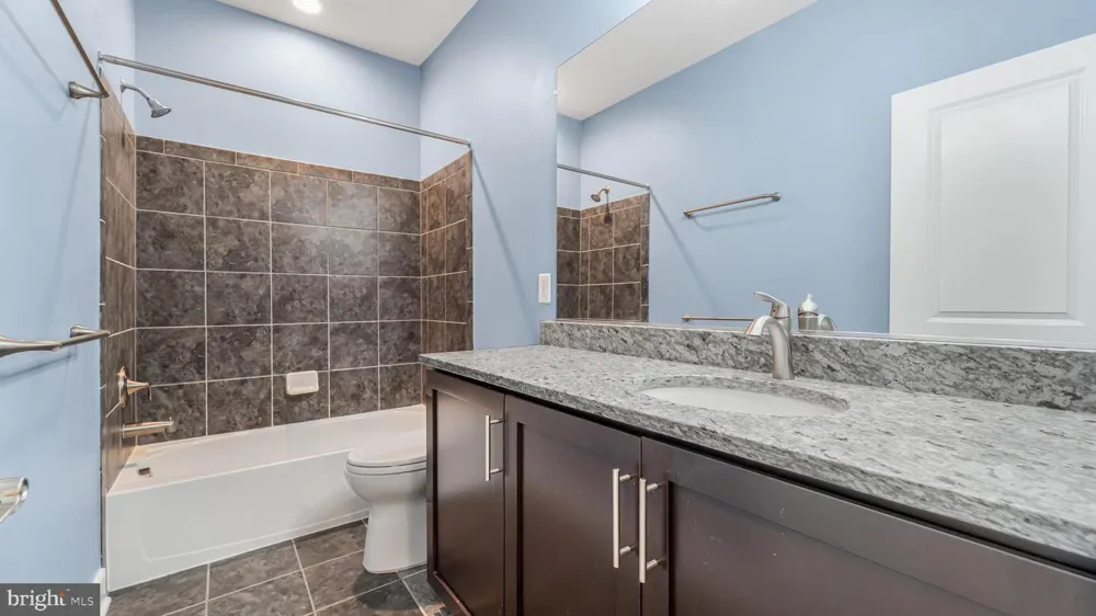 1911 MAIN LINE BOULEVARD #102 Alexandria, VA 22301