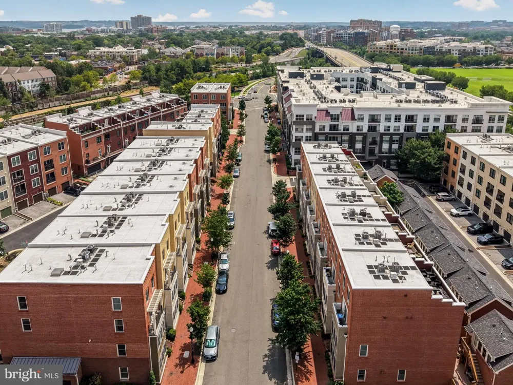 1911 MAIN LINE BOULEVARD #102 Alexandria, VA 22301