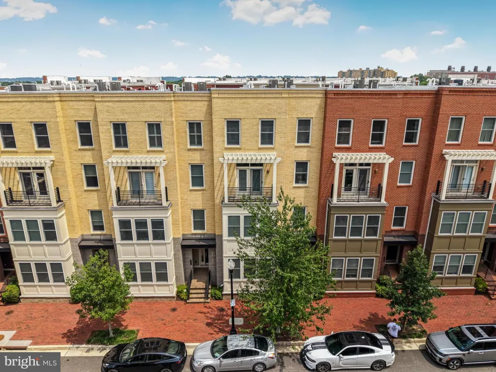 1911 MAIN LINE BOULEVARD #102 Alexandria, VA 22301