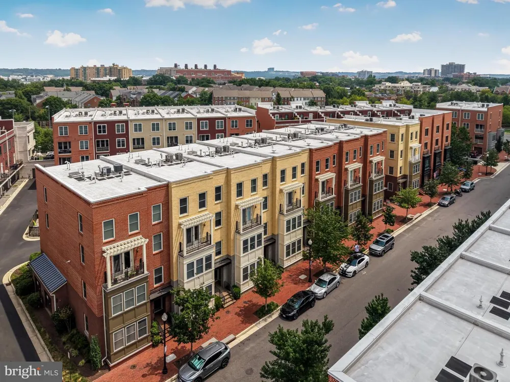 1911 MAIN LINE BOULEVARD #102 Alexandria, VA 22301