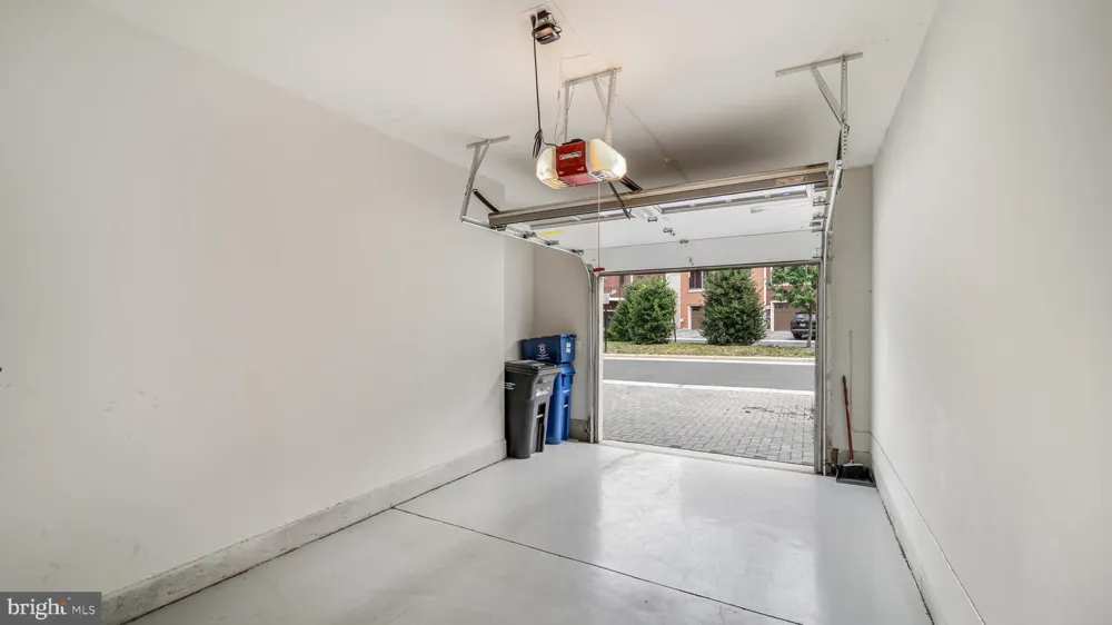 1911 MAIN LINE BOULEVARD #102 Alexandria, VA 22301