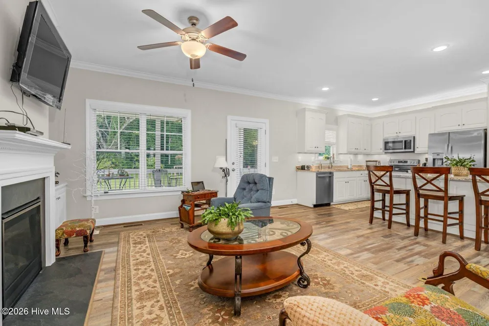 3883 Loop Road Nashville, NC 27856