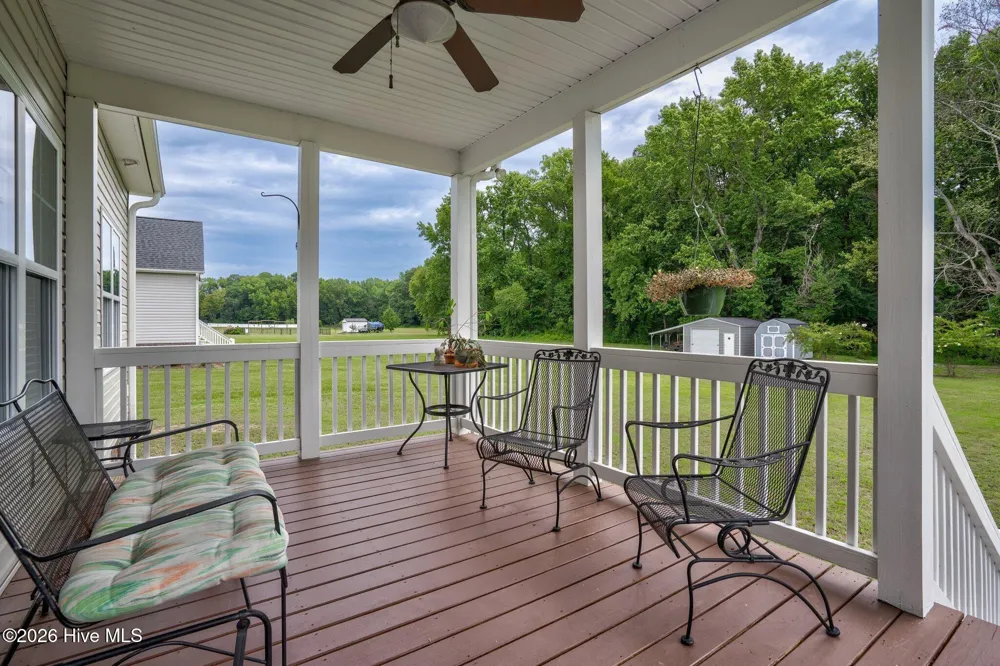 3883 Loop Road Nashville, NC 27856