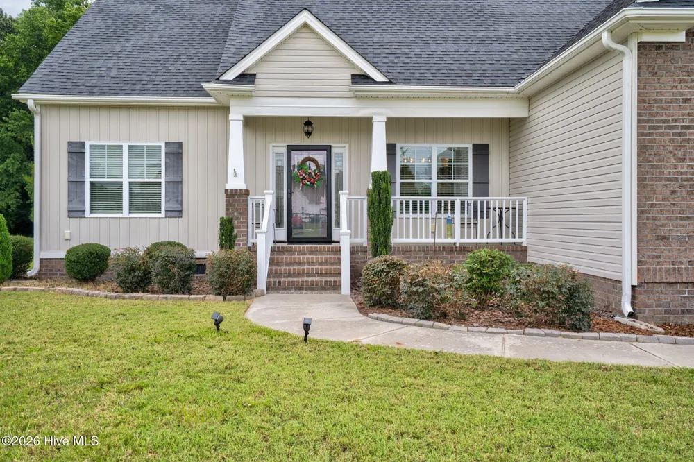 3883 Loop Road Nashville, NC 27856