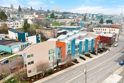 2520 Jefferson Avenue #L