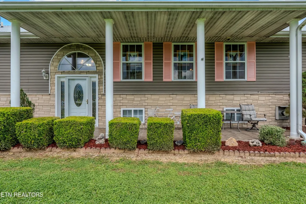 1410 Jeffries Hollow Rd Seymour, TN 37865