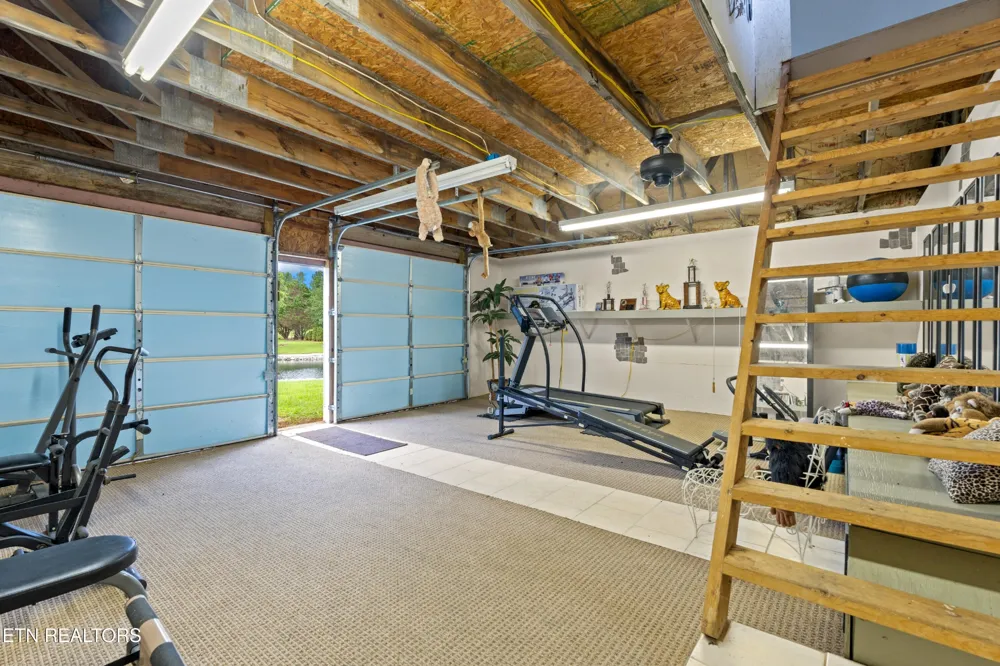 1410 Jeffries Hollow Rd Seymour, TN 37865