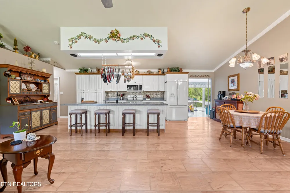 1410 Jeffries Hollow Rd Seymour, TN 37865