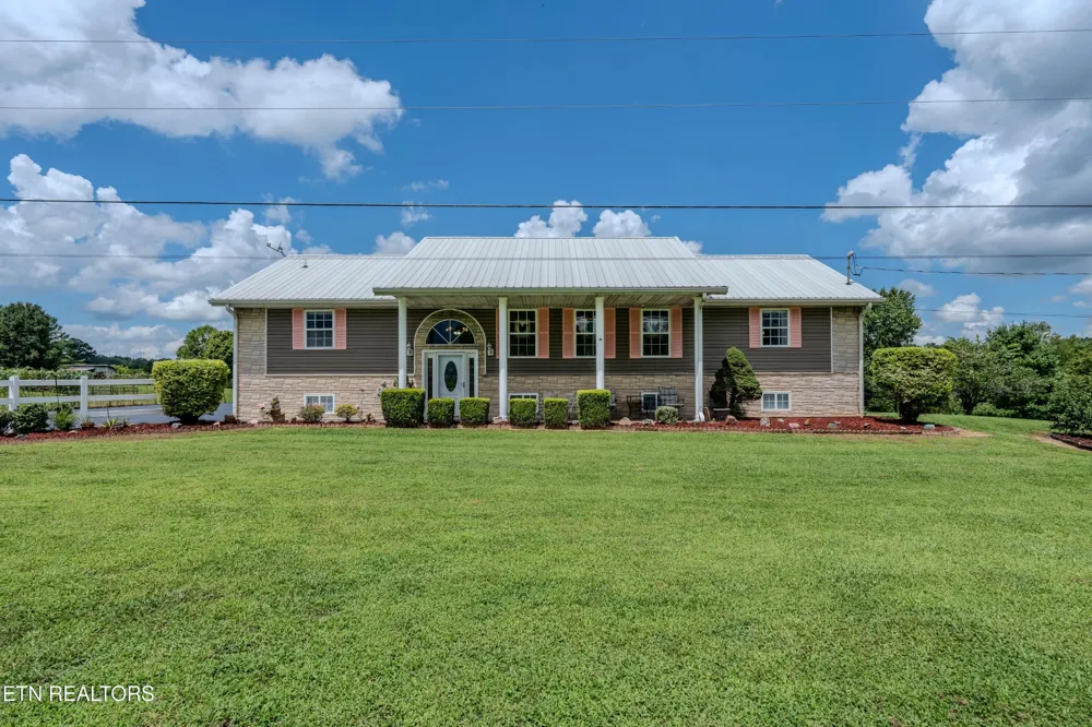 1410 Jeffries Hollow Rd Seymour, TN 37865