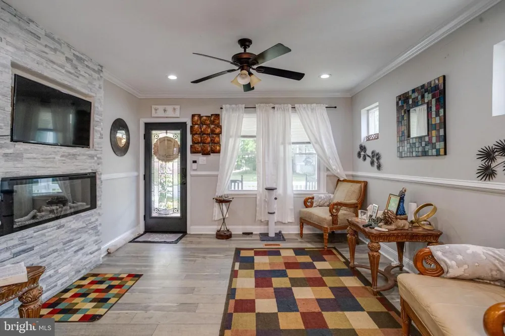 2400 HAMILTON AVENUE Baltimore, MD 21214