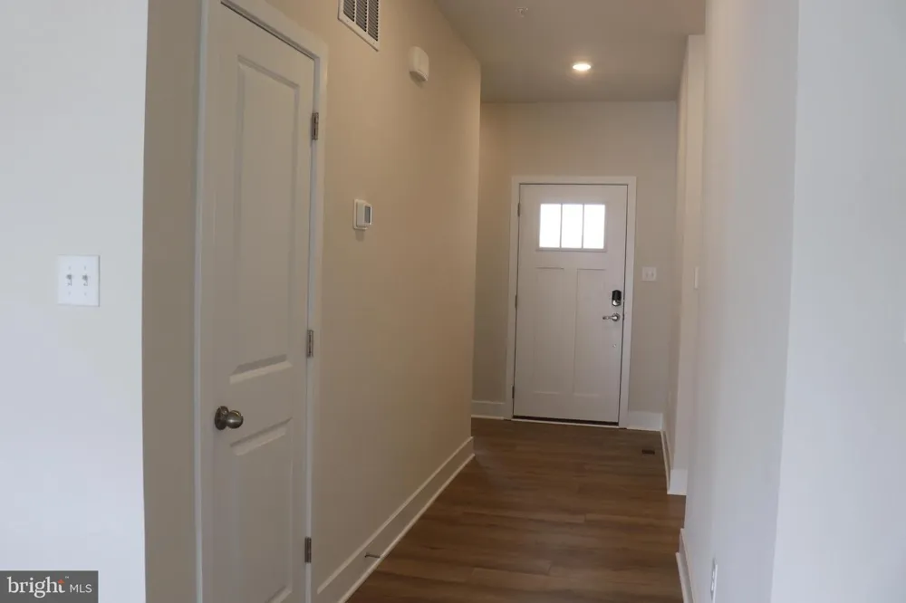 10728 MILLPORT ST White Plains, MD 20695