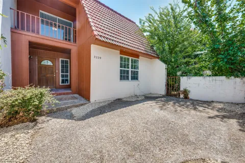 2229 Seville Court