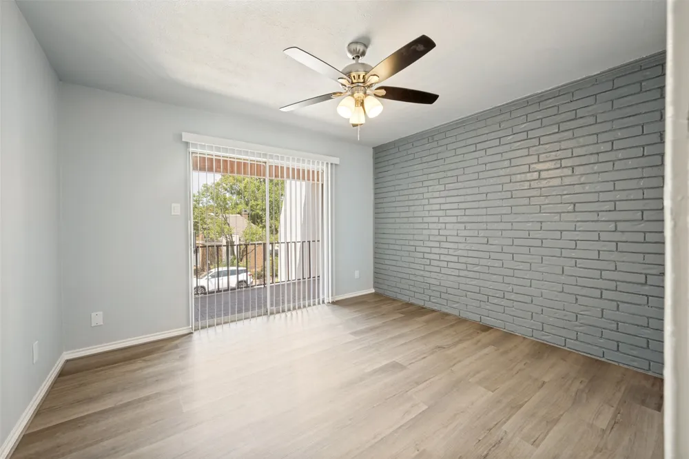 2229 Seville Court Dalworthington Gardens, TX 76013