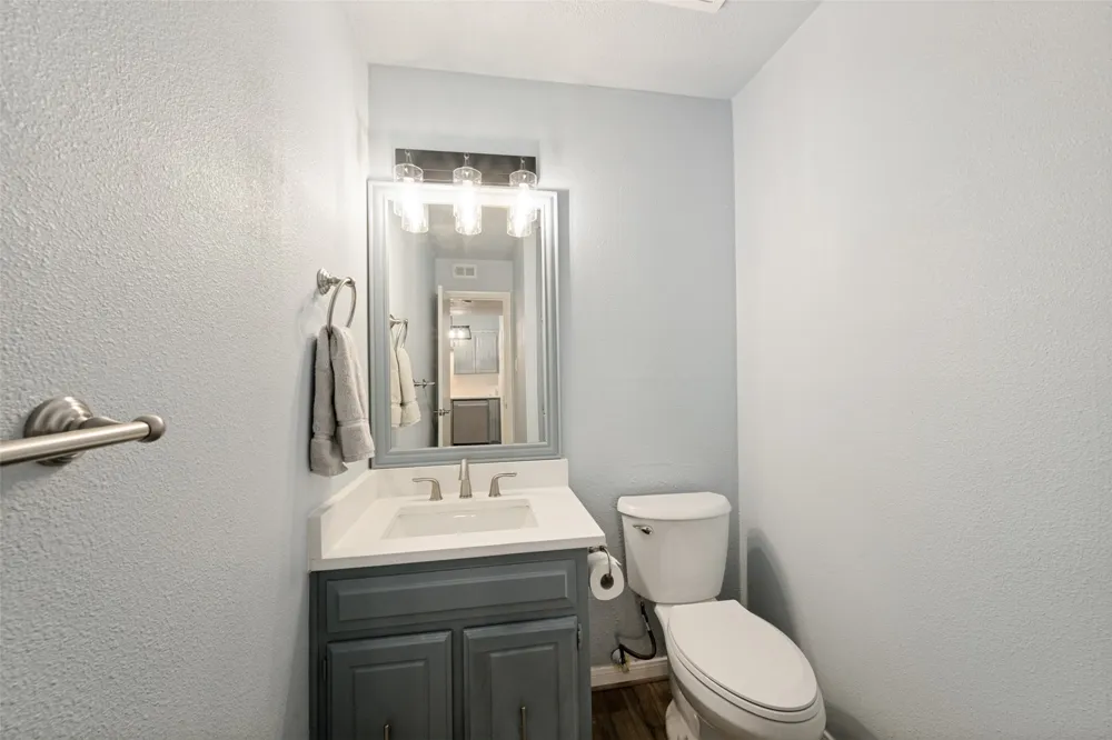 2229 Seville Court Dalworthington Gardens, TX 76013