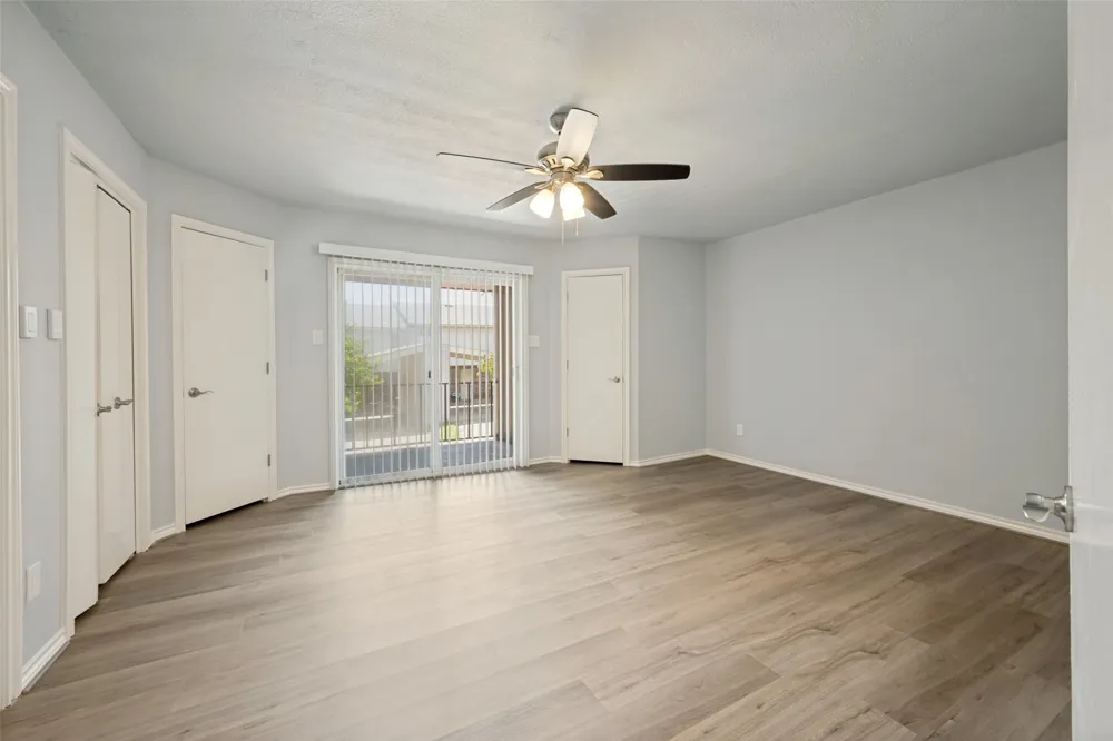 2229 Seville Court Dalworthington Gardens, TX 76013