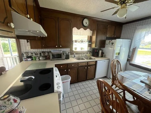 7669 S Nc 58 S Elm City, NC 27822