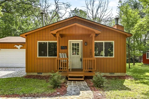 207 Butterfield Lane
