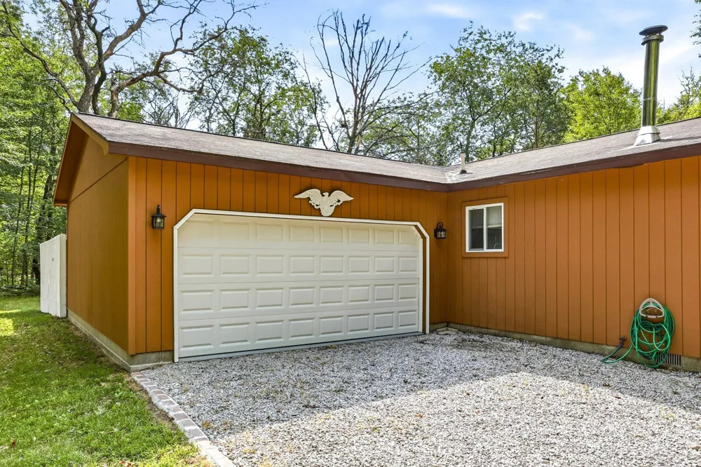 207 Butterfield Lane Roscommon Village, MI 48629